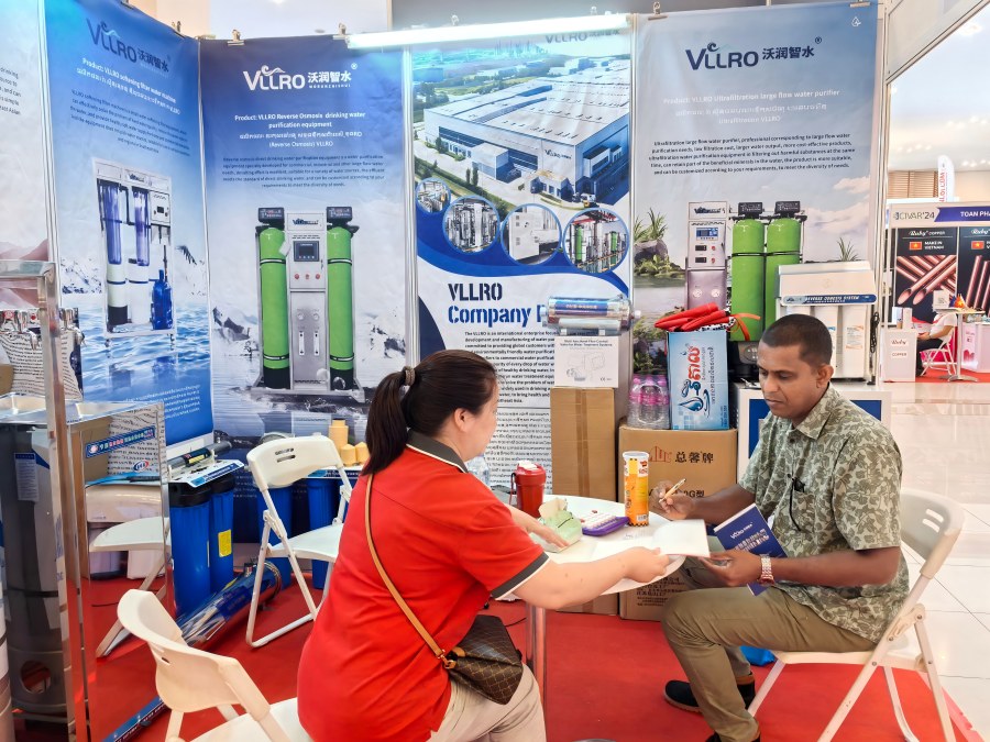 VLLRO သည် ကမ္ဘောဒီးယားနိုင်ငံတွင် ရေသန့်စင်မှုပြပွဲတွင် ပါဝင်ခဲ့သည်။